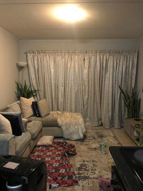 2 Bedroom Property for Sale in Kibler Park Gauteng