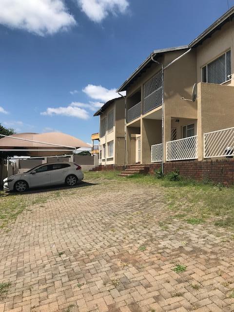 2 Bedroom Property for Sale in Naturena Gauteng