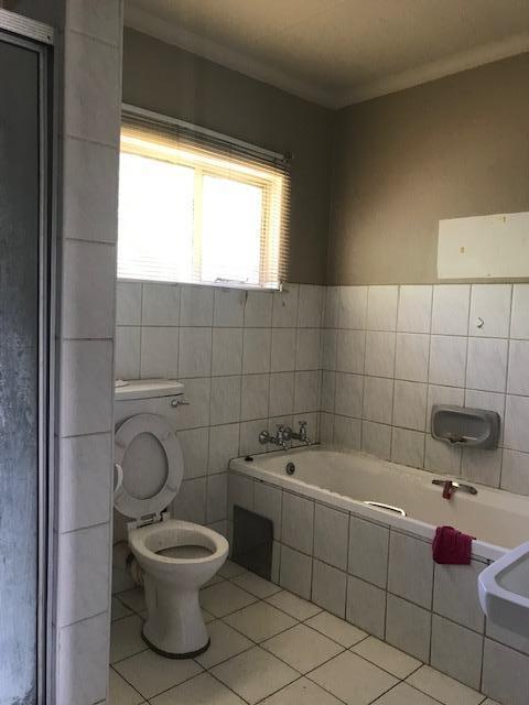 2 Bedroom Property for Sale in Naturena Gauteng