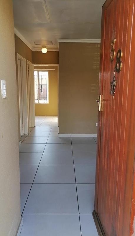 2 Bedroom Property for Sale in Ormonde Gauteng