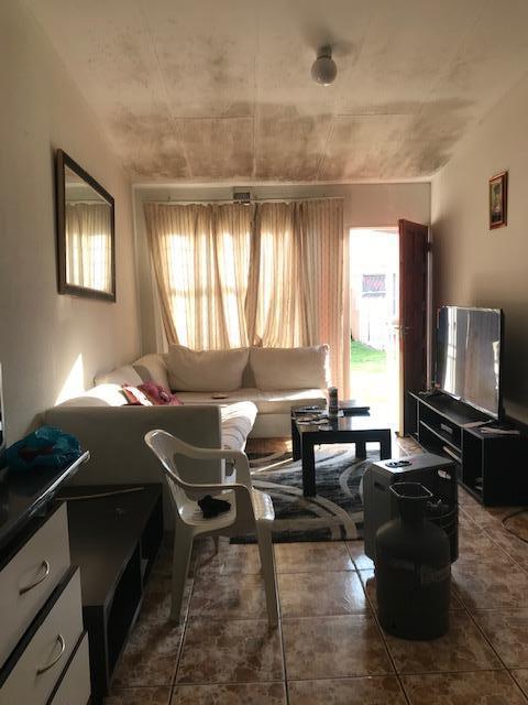 2 Bedroom Property for Sale in Ridgeway Gauteng