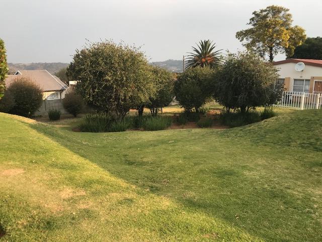 2 Bedroom Property for Sale in Ridgeway Gauteng