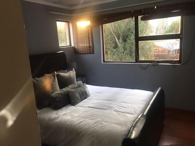 2 Bedroom Property for Sale in Ridgeway Gauteng