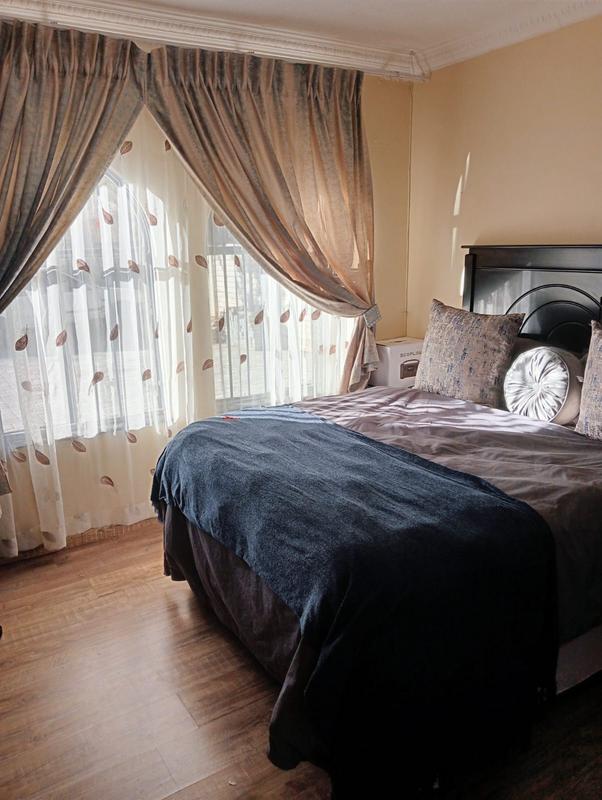 4 Bedroom Property for Sale in Ridgeway Gauteng