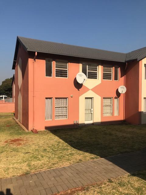 2 Bedroom Property for Sale in Ridgeway Gauteng