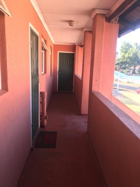 2 Bedroom Property for Sale in Ridgeway Gauteng