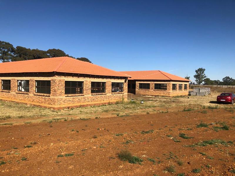 Commercial Property for Sale in Homestead Apple Orchards Gauteng