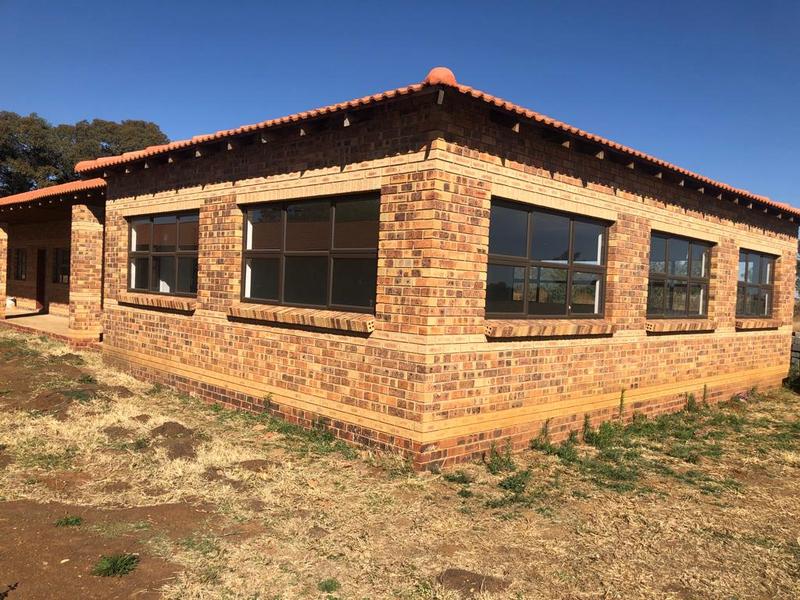 Commercial Property for Sale in Homestead Apple Orchards Gauteng