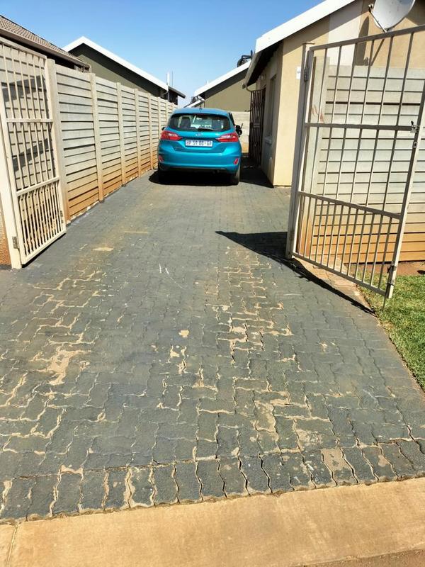 2 Bedroom Property for Sale in Sky City Gauteng