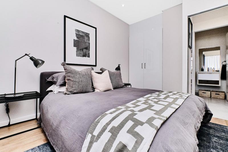To Let 2 Bedroom Property for Rent in Hurlingham Gauteng