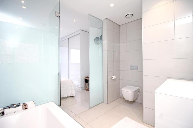 2 Bedroom Property for Sale in Rosebank Gauteng