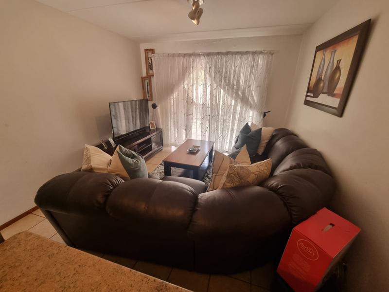 2 Bedroom Property for Sale in Noordhang Gauteng