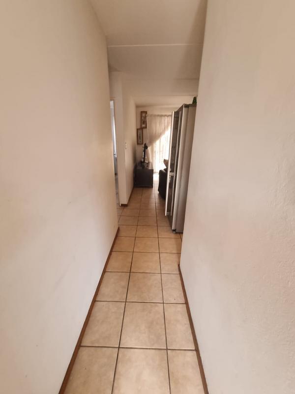 2 Bedroom Property for Sale in Noordhang Gauteng