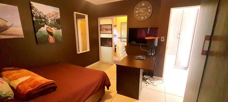 3 Bedroom Property for Sale in Olivedale Gauteng