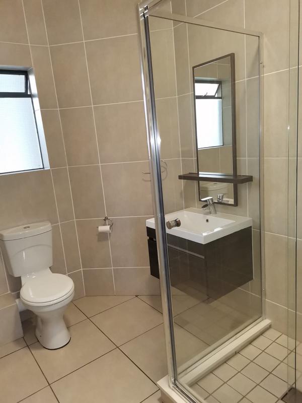 2 Bedroom Property for Sale in Olivedale Gauteng