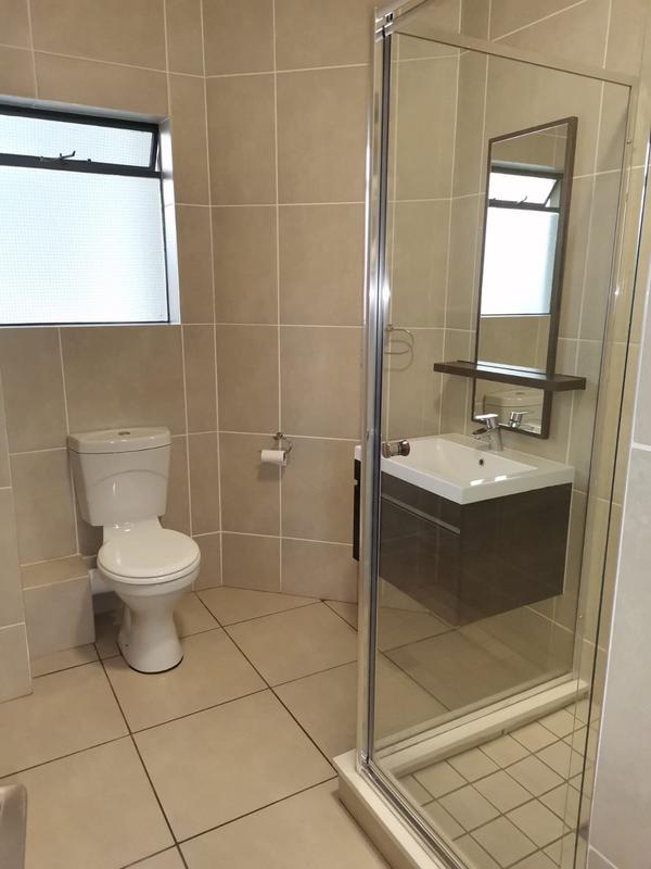 2 Bedroom Property for Sale in Olivedale Gauteng
