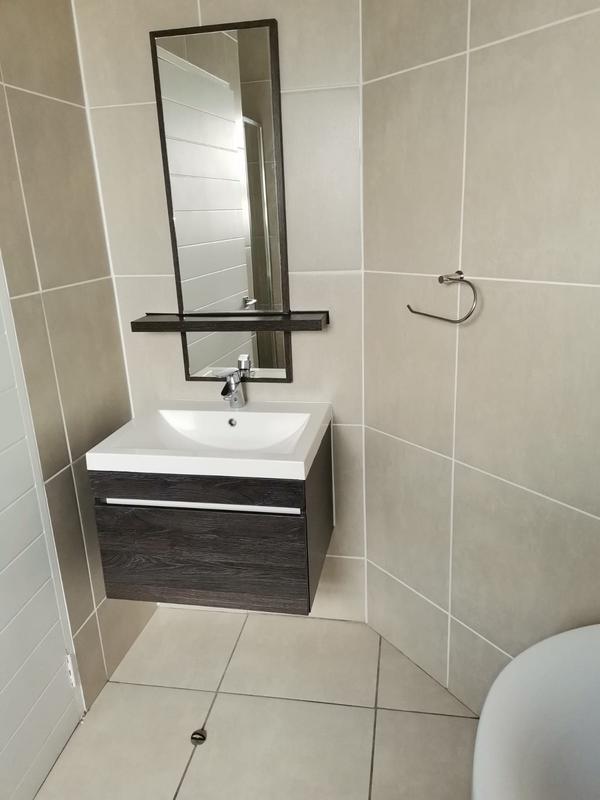 2 Bedroom Property for Sale in Olivedale Gauteng