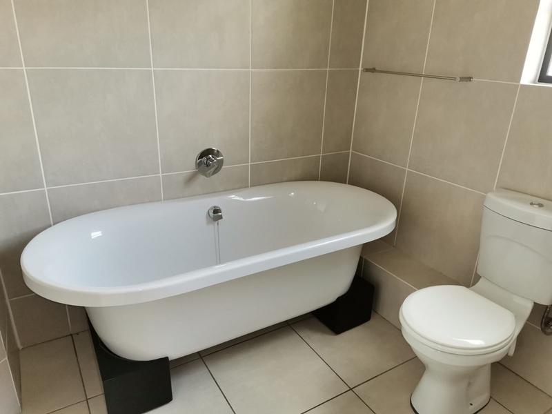 2 Bedroom Property for Sale in Olivedale Gauteng