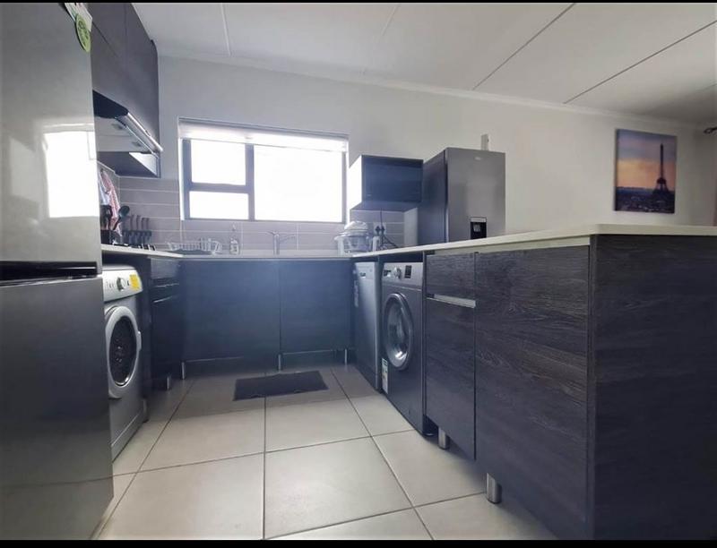 2 Bedroom Property for Sale in Olivedale Gauteng