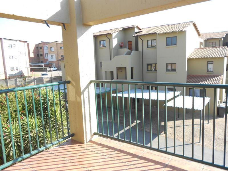 1 Bedroom Property for Sale in Northwold Gauteng