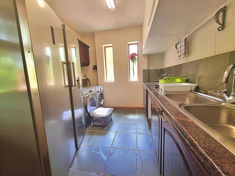 6 Bedroom Property for Sale in North Riding AH Gauteng