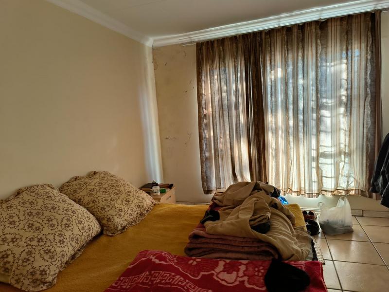 1 Bedroom Property for Sale in Silverton Gauteng