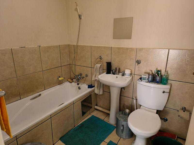 1 Bedroom Property for Sale in Silverton Gauteng