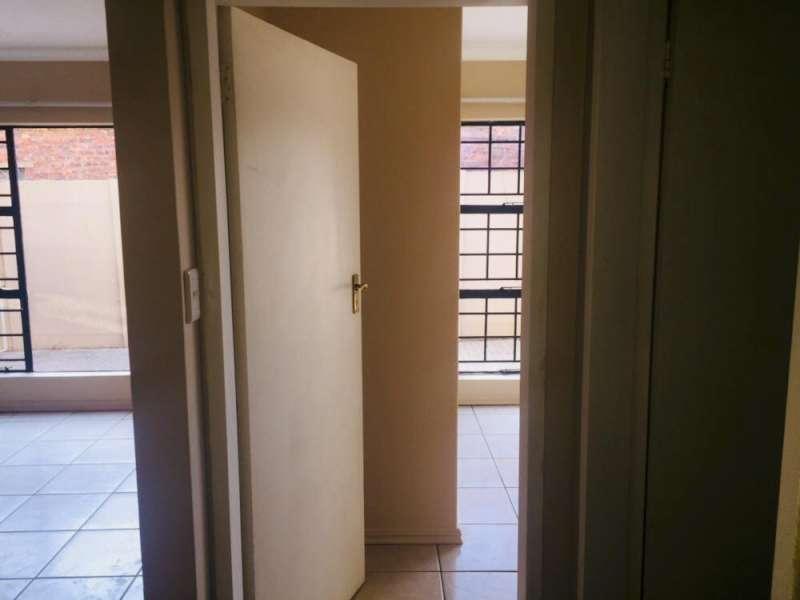 2 Bedroom Property for Sale in Silverton Gauteng