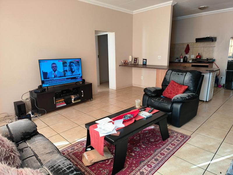 2 Bedroom Property for Sale in Silverton Gauteng