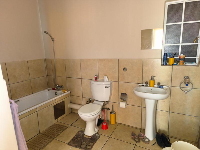 2 Bedroom Property for Sale in Silverton Gauteng