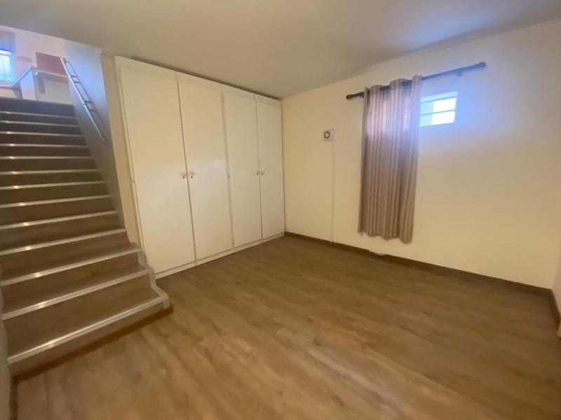 4 Bedroom Property for Sale in Benmore Gardens Gauteng