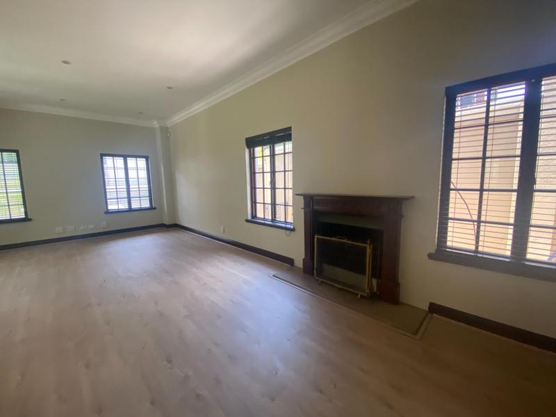 To Let 3 Bedroom Property for Rent in Hurlingham Gauteng