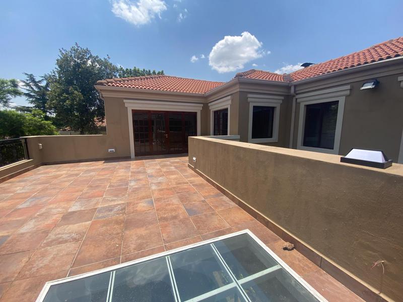 To Let 3 Bedroom Property for Rent in Hurlingham Gauteng