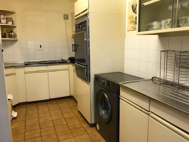 2 Bedroom Property for Sale in Benmore Gardens Gauteng