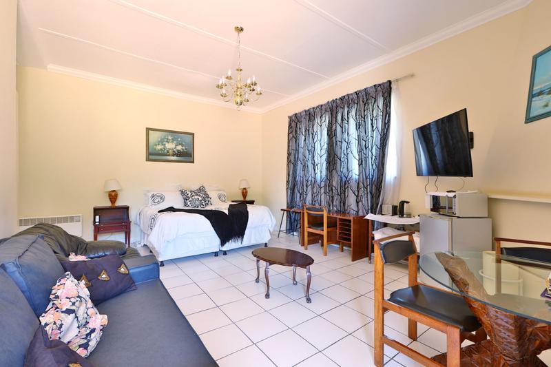 9 Bedroom Property for Sale in Illovo Gauteng