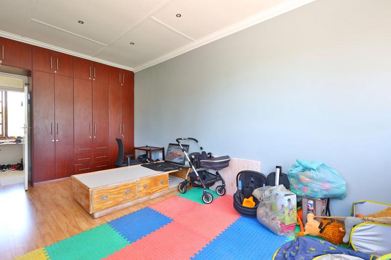 9 Bedroom Property for Sale in Illovo Gauteng