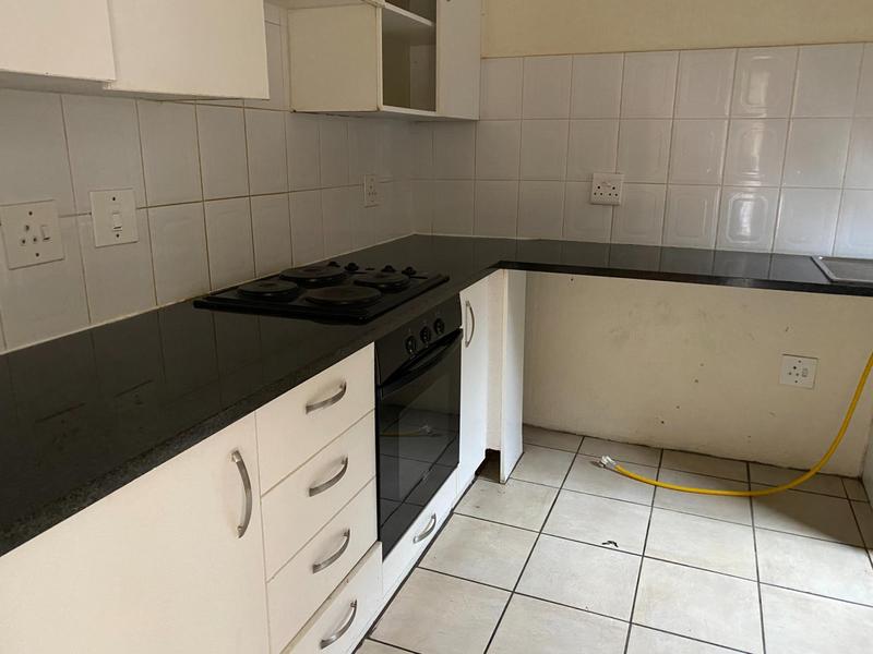 2 Bedroom Property for Sale in Strathavon Gauteng