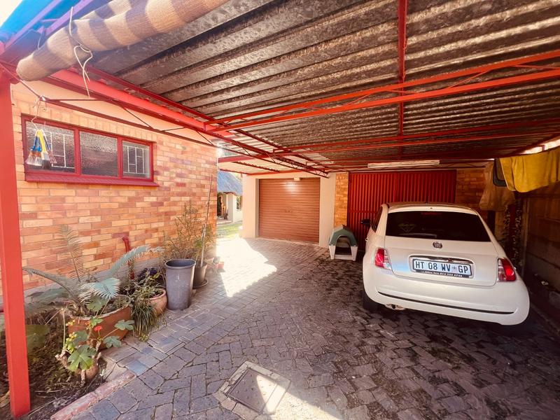 3 Bedroom Property for Sale in Gezina Gauteng