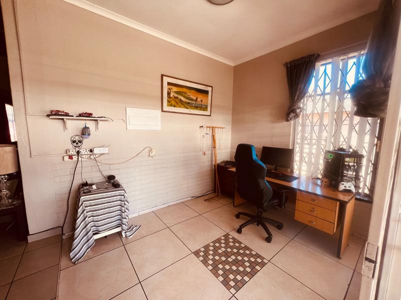 3 Bedroom Property for Sale in Gezina Gauteng