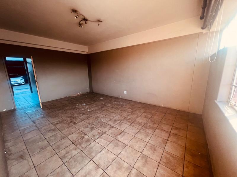 2 Bedroom Property for Sale in Gezina Gauteng