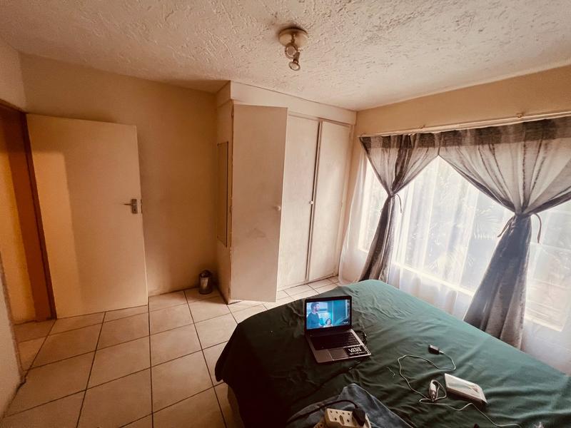 2 Bedroom Property for Sale in Gezina Gauteng