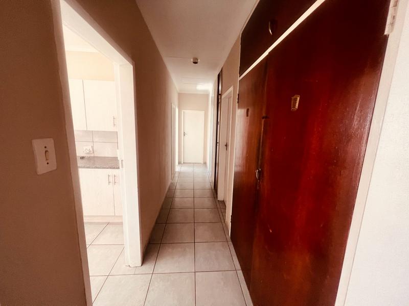 3 Bedroom Property for Sale in Kwaggasrand Gauteng