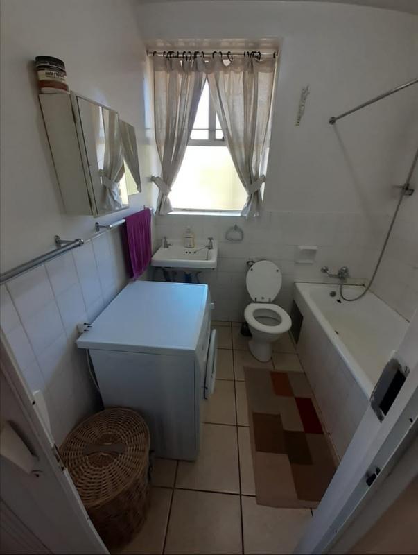 1 Bedroom Property for Sale in Queenswood Gauteng