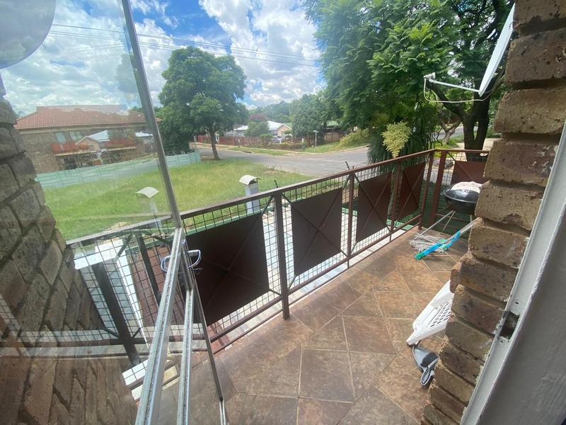 2 Bedroom Property for Sale in Rietfontein Gauteng