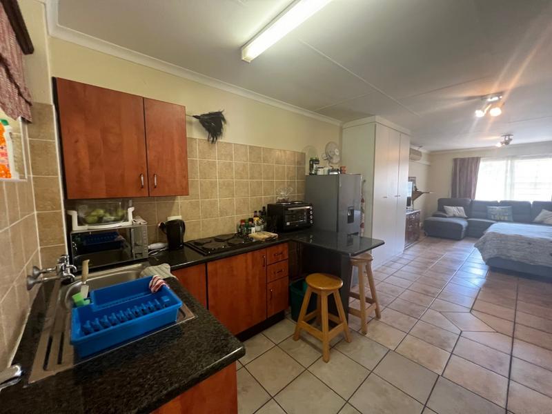 1 Bedroom Property for Sale in Rietfontein Gauteng