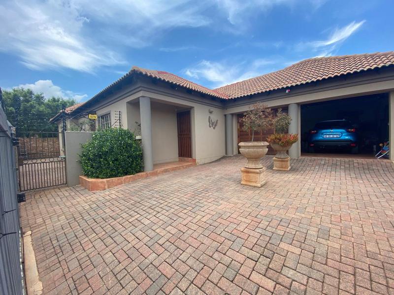 3 Bedroom Property for Sale in Bergtuin Gauteng