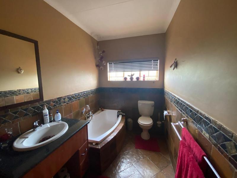 3 Bedroom Property for Sale in Bergtuin Gauteng