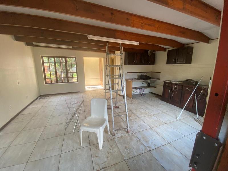 5 Bedroom Property for Sale in Clydesdale Gauteng