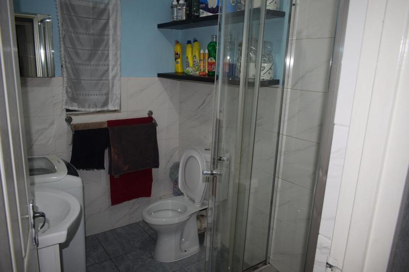 2 Bedroom Property for Sale in Kew Gauteng