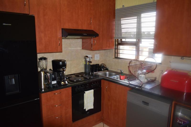 3 Bedroom Property for Sale in Buccleuch Gauteng